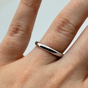 Elegant Silver Women's Ring
